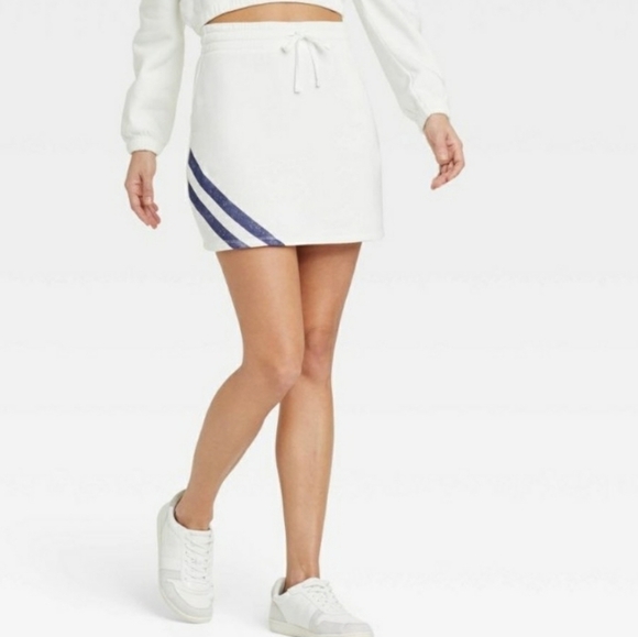 Grayson Threads White with Blue Striped Accent Fleece Tennis Style Skirt Size L - Picture 1 of 7